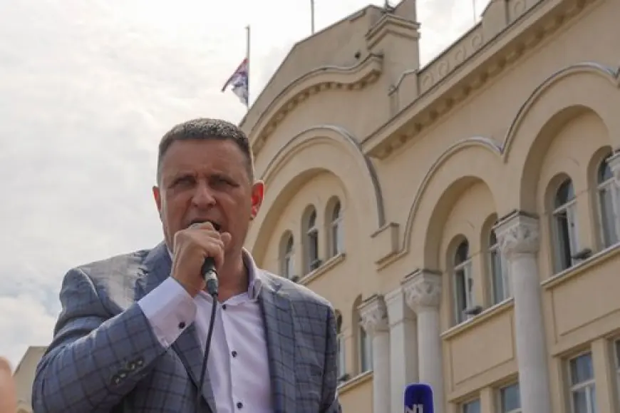 DIREKTOR KLINIČKOG CENTRA U BANJOJ LUCI I VISOKI DUŽNOSNIK DODIKOVE STRANKE SMIJENJEN ZBOG DROGE