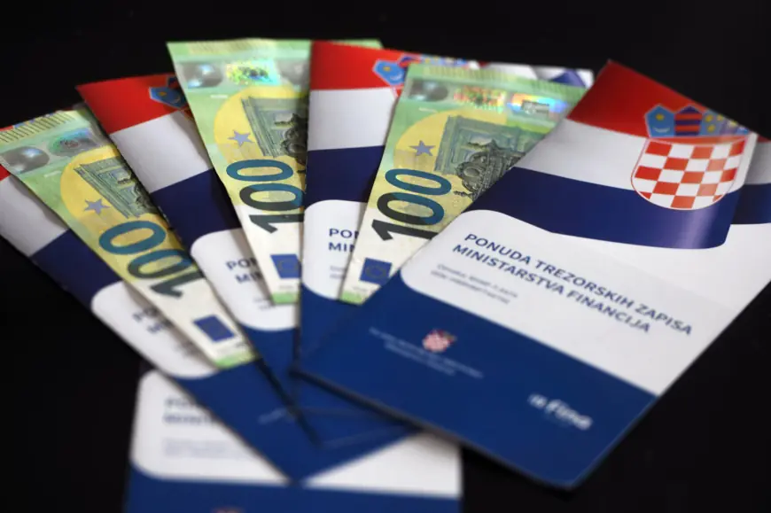 GRAĐANI ZA NARODNE TREZORCE UPLATILI 960 MILIJUNA EURA