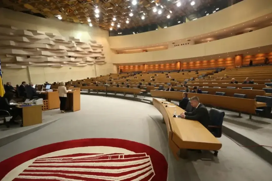 BiH DANAS USVOJIO PRORAČUN ZA 2025.: HOĆE LI SE SPASITI BHRT?