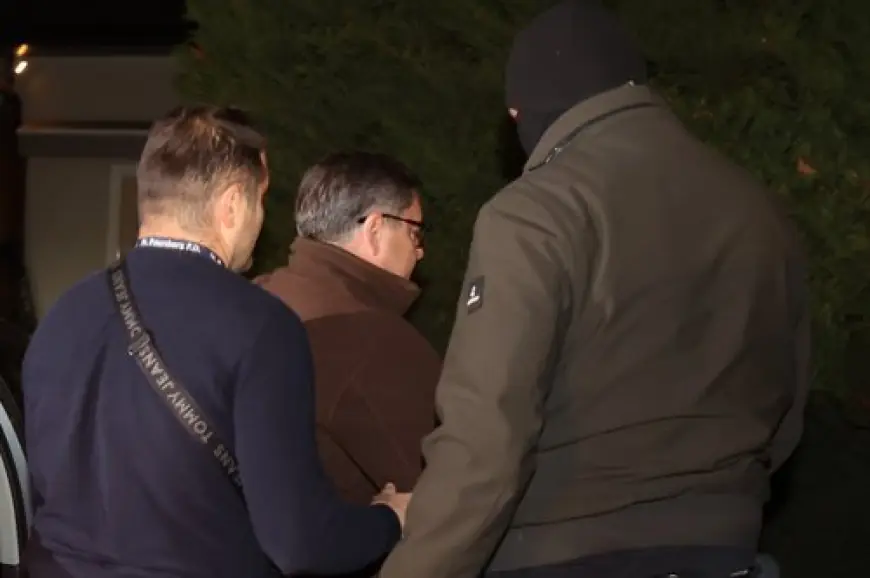 MIKULIĆ I NJEGOV KUM PRIMILI 120.000 EURA MITA. BIVŠI ŠEF INSPEKCIJE NOĆ ĆE PROVESTI U ZATVORU