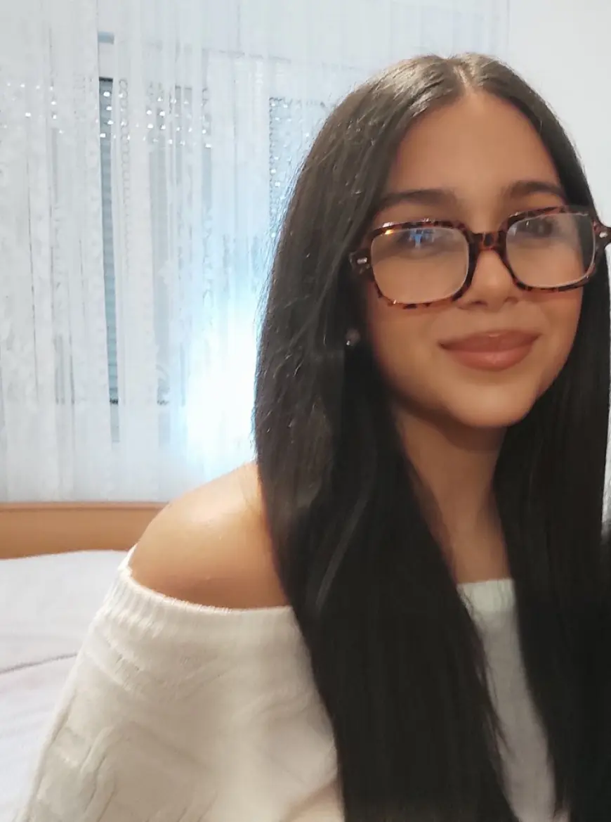 TEODORA (14) JE NESTALA U ZAGREBU. MAJKA: ZVALA SAM JE S BALKONA DA SE VRATI