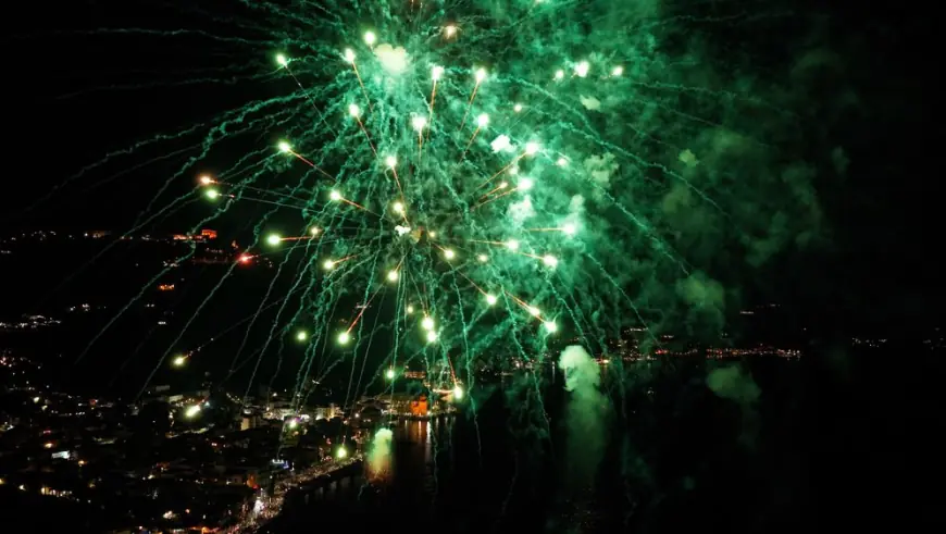 FIJASKO "NEVIĐENOG SPEKTAKLA" U SUSJEDSTVU: 600 DRONOVA U PONOĆ PALO U MORE!