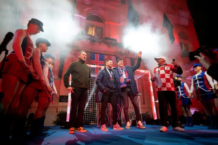 DOČEK RUKOMETAŠA U 16 SATI U ZADRU: STIŽU KLARICA, SIGURDSSON I TOMAŠEVIĆ