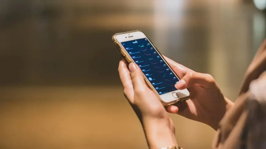 "HALO, INSPEKTORE" PORUČUJE SABORU: ZAŠTITITE POTROŠAĆE, UKLONITE INDEKSNI "HARAČ" I PRODAJU "ZRAKA"!