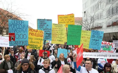 POGLEDAJTE PRIZORE S VELIKOG PROSVJEDA U CENTRU ZAGREBA: LJUDI STIGLI AUTOBUSIMA IZ CIJELE ZEMLJE