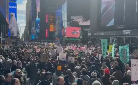 MASOVNI PROSVJEDI PROTIV TRUMPA: "ON ŽELI VLADATI NAD NAMA KAO TIRANIN"