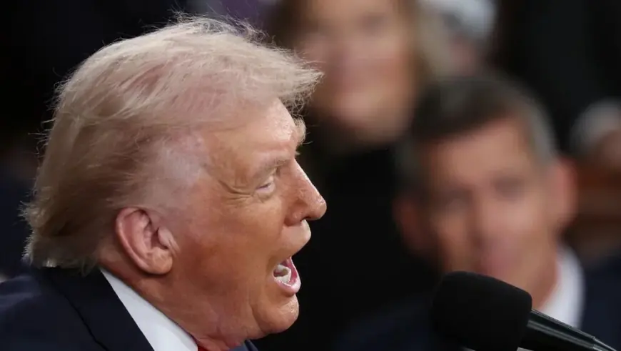 "RAZVALJUJEMO IH, ALI VELIKI VAL TEK DOLAZI": TRUMP SE OGLASIO O NAPADIMA NA IRAN