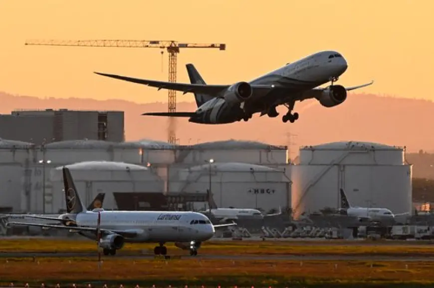 STIŽU NOVA PRAVILA: EVO ŠTO VIŠE NEĆETE MOĆI NOSITI SA SOBOM DOK LETITE ZRAKOPLOVOM