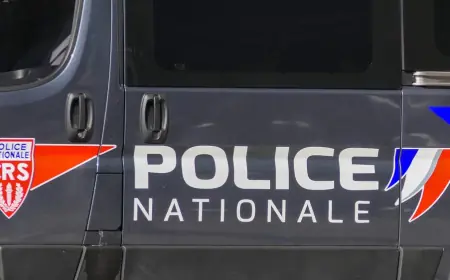 DJEČAK PRONAĐEN U UŽASNOM STANJU: OTAC GA PRIJE DVIJE GODINE ZAKLJUČAO U KOMBI