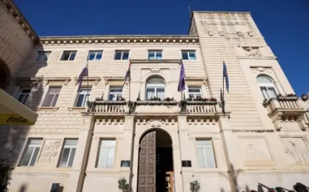 JAVNI POZIV ZADARSKE ŽUPANIJE KOD GRAĐANA IZAZVAO NEZADOVOLJSTVO: "NAJTEŽE JE SAMOHRANIM MAJKAMA..."