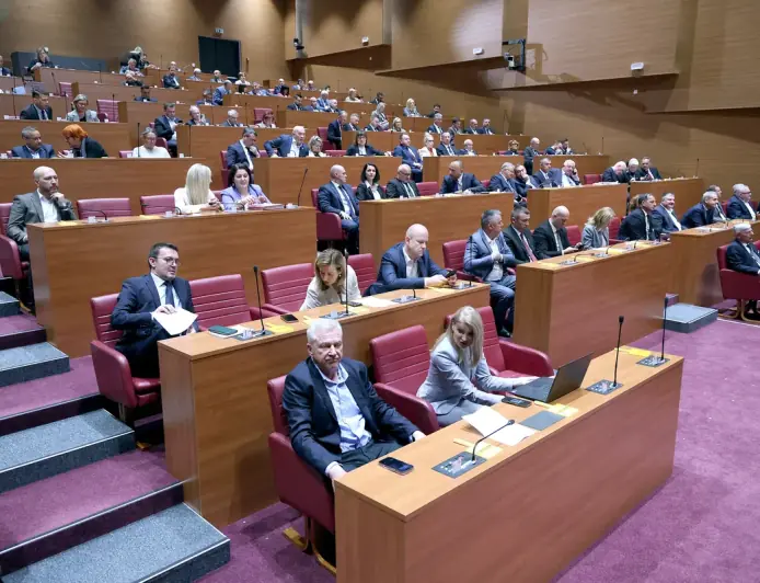 VLADA BRANI RAZVOJNU STRATEGIJU. OPORBA: PODACI "NEMAJU VEZE" SA STVARNOM SLIKOM U HRVATSKOJ