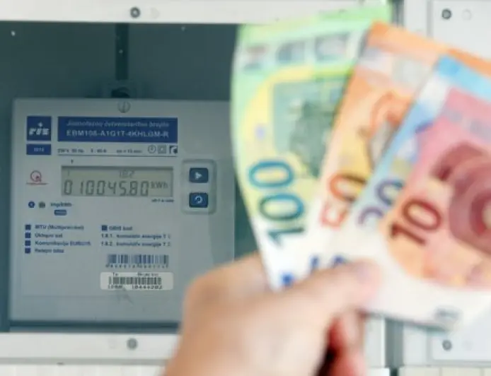 DALMTINCE ŠOKIRALI RAČUNI ZA STRUJU: PLAĆALI 40, A SAD DOBILI UPLATNICE NA 500 EURA!