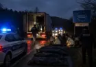 POLICIJA IDENTIFICIRALA VOZAČA KOMBIJA U KOJEM SU PREMINULA ČETIRI MIGRANTA: IMA 22 GODINE....