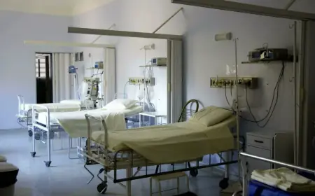 BOLNIČKI DUGOVI NASTAVLJAJU RASTI JEDNAKOM DINAMIKOM