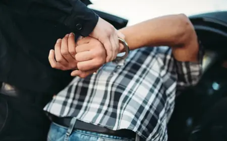 JUTROS U ZAGREBU UHIĆEN MUŠKARAC S DVA PIŠTOLJA, SPRIJEČEN NAJGORI ISHOD