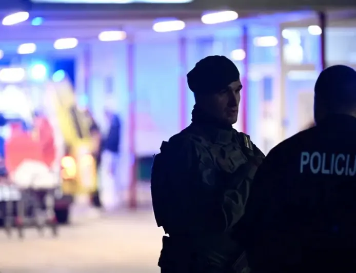 BRUTALAN NAPAD U ZADRU, VIŠE MUŠKARACA NA ULICI TUKLO 21-GODIŠNJAKA, TEŠKO OZLIJEĐEN ZAVŠIO U BOLNICI. JEDAN PRIVEDEN