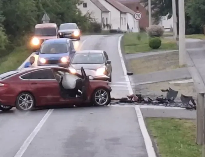 OBJAVLJENI DETALJI STRAVIČNE NESREĆE: POZNATO TKO JE SKRIVIO FRONTALNI SUDAR, MLADOJ VOZAČICI LIJEČNICI SE BORE ZA ŽIVOT