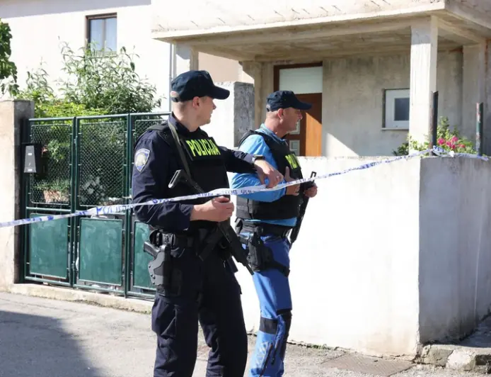 DRŽAVA JE MONSTRUMA PUSTILA DA UBIJE DJEČAKA. TO JE ZA OSTAVKE NAJMANJE 3 MINISTRA