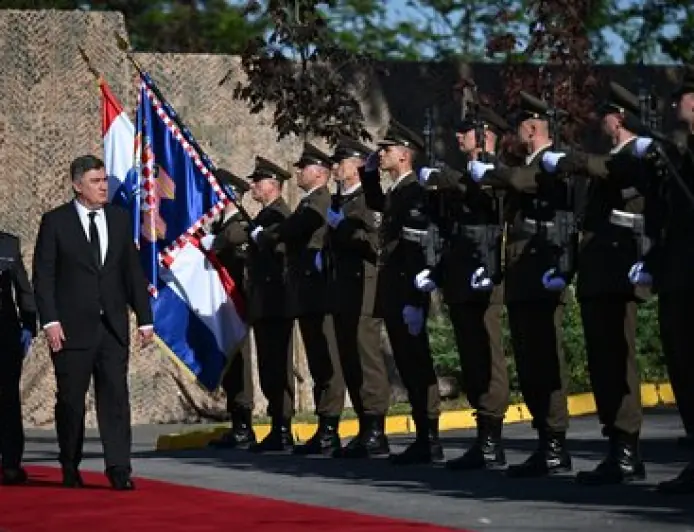 MILANOVIĆ: DANAS JE NAJVAŽNIJI DAN ZA HRVATSKU VOJSKU, ŽELIM DA SVI ZAJEDNO BUDEMO DOBRI I PRISTOJNI SUSJEDI