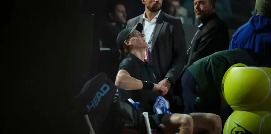 ŠOK U RIMU, PRVI TENISAČ SVIJETA POVRATIO TIJEKOM MEČA: "ČINILO SE KAO NAPAD..."