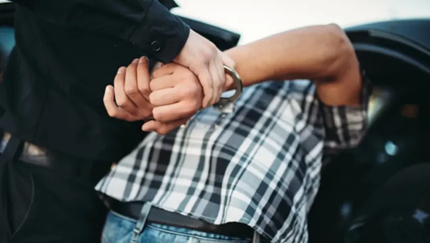 JUTROS U ZAGREBU UHIĆEN MUŠKARAC S DVA PIŠTOLJA, SPRIJEČEN NAJGORI ISHOD