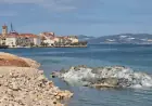 "IZRONILO JE ČUDOVIŠTE, HOĆETE LI I DALJE TAMO DOVODITI DJECU?": OTROVNO OTKRIĆE NA JADRANSKOJ PLAŽI