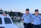 ISCRPLJENI PAR SATIMA PLUTAO MOREM, STRUJE IH ODVUKLE OD OBALE: SPASILI SU IH POLICAJCI MARIO I DALIBOR