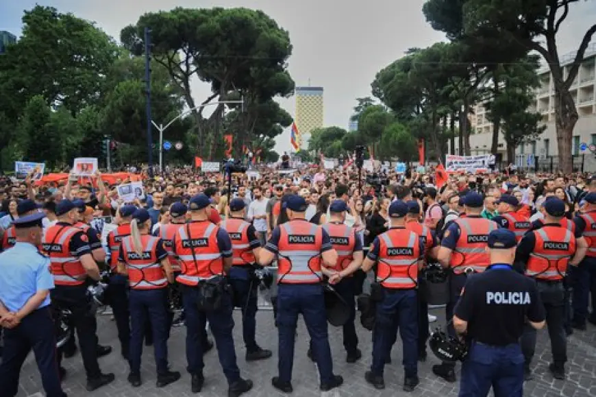 KAOS U ALBANIJI: IZBILI PROSVJEDI ZBOG LUKSUZNOG ODMARALIŠTA KOJE PODRŽAVA TRUMPOV ZET