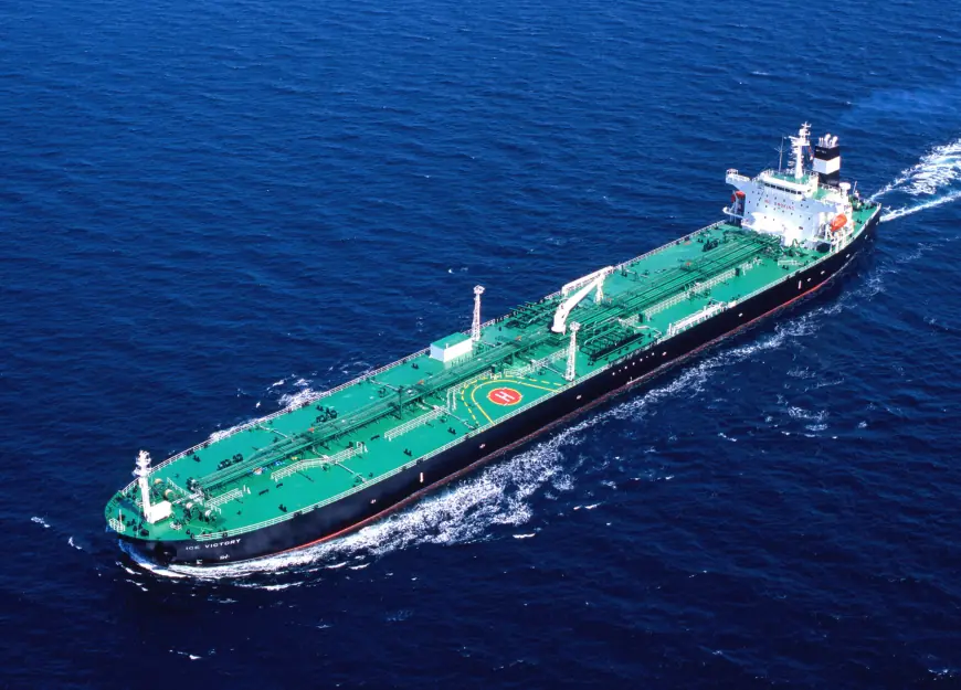 BRITANSKE SNAGE PRESRELE RUSKI TANKER NA NAFTU TAJNE FLOTE