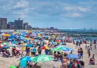 OZBILJNO UPOZORENJE UOČI NAJVAŽNIJEG PRAZNIKA: NA AMERIČKIM PLAŽAMA VREBA "BAKTERIJA KOJA JEDE MESO"