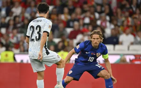 MODRIĆ JE NA OPROŠTAJU SVOM ‘NASLJEDNIKU‘ DODIJELIO NEKOLIKO POUČNIH LEKCIJA