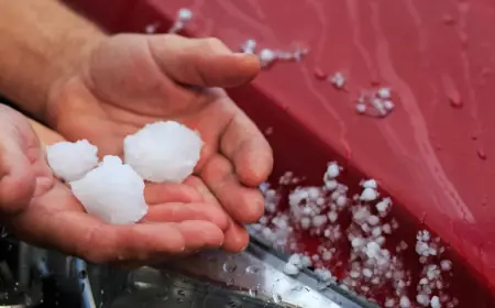 SNAŽNO NEVRIJEME POGODILO SLOVENIJU, NA SNAZI NIZ UPOZORENJA I ZA HRVATSKU