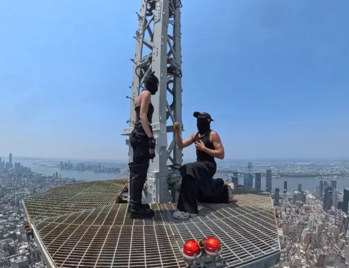 OVO SU RUSI KOJI SU SE POPELI NA VRH EMPIRE STATE BUILDINGA