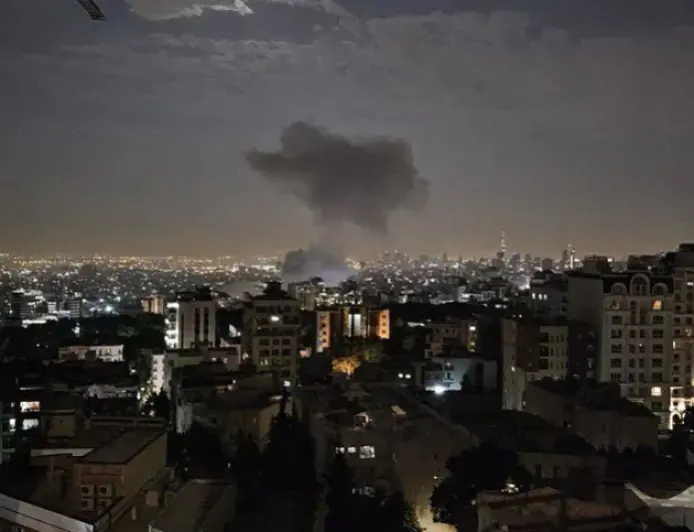 TRAJU NOVI AMERIČKI NAPADI NA IRAN