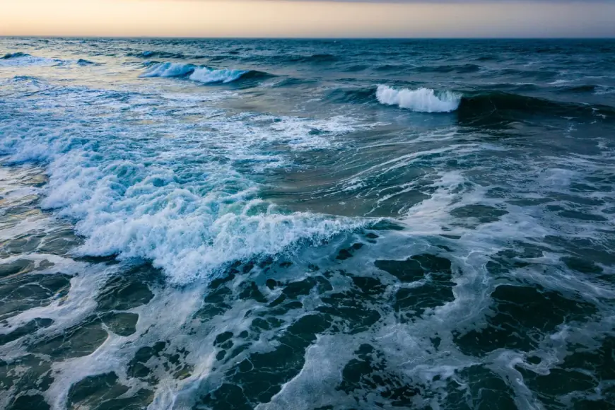 REKORDNO ZAGRIJAVANJE OCEANA: ZNANSTVENICI UPOZORAVAJU NA NEVIĐENE PROMJENE