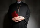 SVEĆENIK SILOVANOJ DJEVOJCI REKAO DA ŠUTI, DA SE "MOLI I PROČISTI": EVO KAKO JE REAGIRALA NADBISKUPIJA