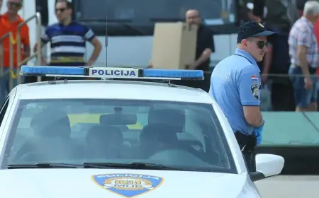 BRUTALAN NAPAD NA BRAČU, MLADIĆI PRETUKLI DJEČAKA: "JEO JE MIRNO, A ONDA JE NASTAO KAOS"