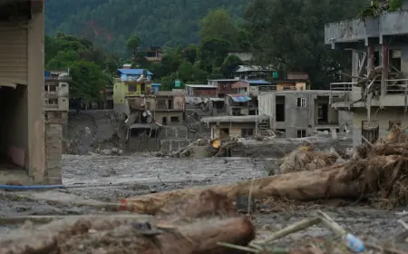 SKOČIO BROJ MRTVIH U NEPALU, TIJELA PRONALAZE I U INDIJI. IZDANO NOVO UPOZORENJE