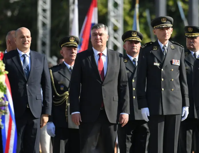 POČELA VELIKA PROSLAVA U KNINU