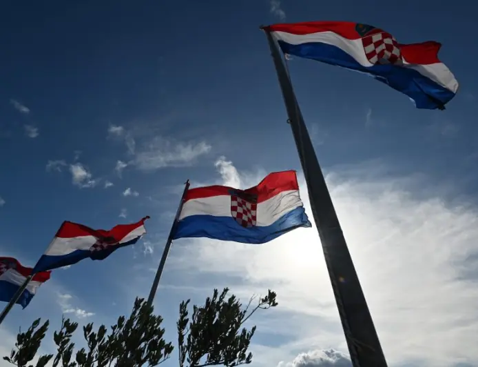 ČESTITAMO DAN POBJEDE I DOMOVINSKE ZAHVALNOSTI TE DAN HRVTASKIH BRANITELJA