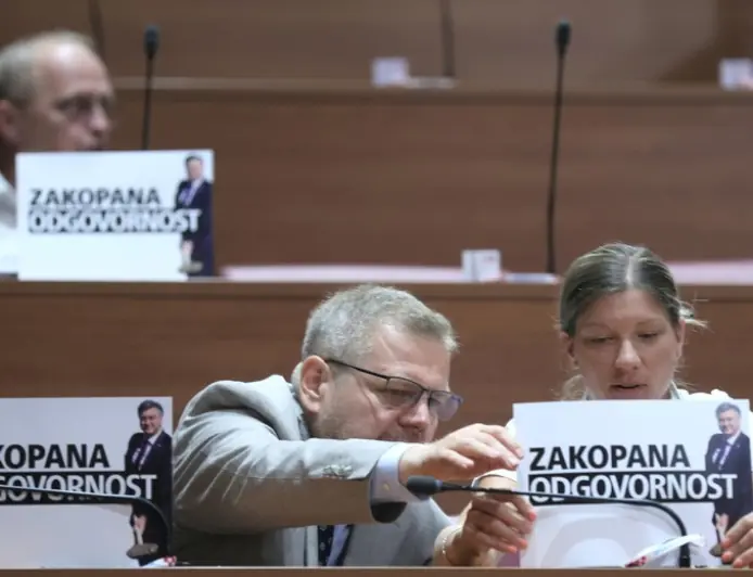 BURNO U SABORU: "MINISTRICE, JESTE LI SE ISPOVIJEDILI?" "POMOLILA SAM SE TADA BOGU..."