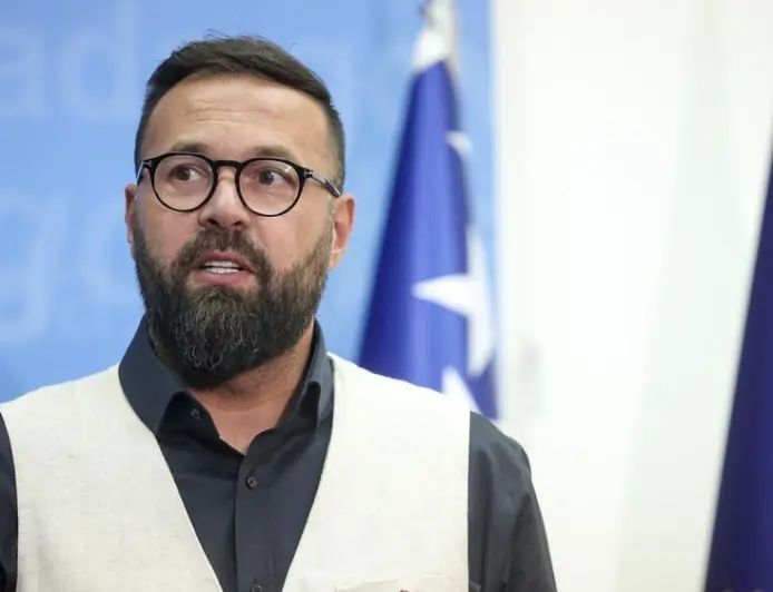 MINISTROV SIN UHIĆEN ZBOG PODMETANJA POŽARA!