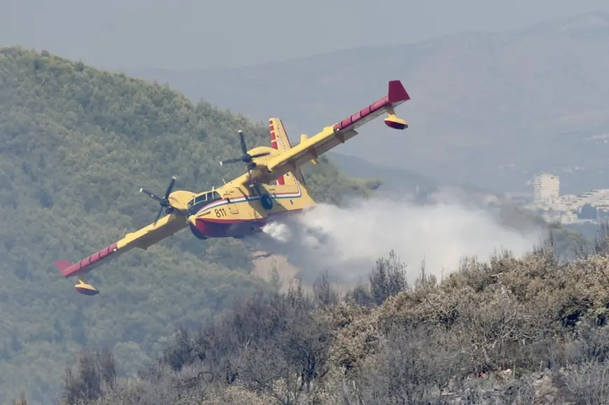 UGAŠEN POŽAR KOD SINJA, IZGORJELO STO HEKTARA