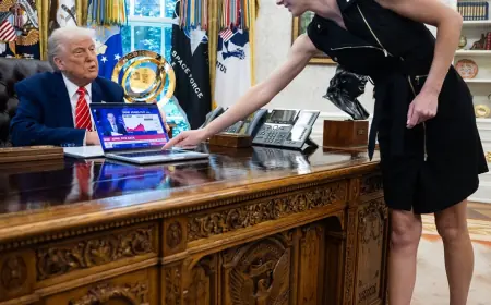 TRUMP BLISKOJ SURADNICI NATALIE HARP I DRUGIMA DAO NOVČANE DAROVE OD 45.000 DOLARA