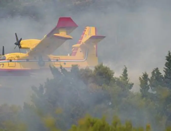 LOKALIZIRAN POŽAR NA PODRUČJU SLIVNA, OPOŽARENO 145 HEKTARA