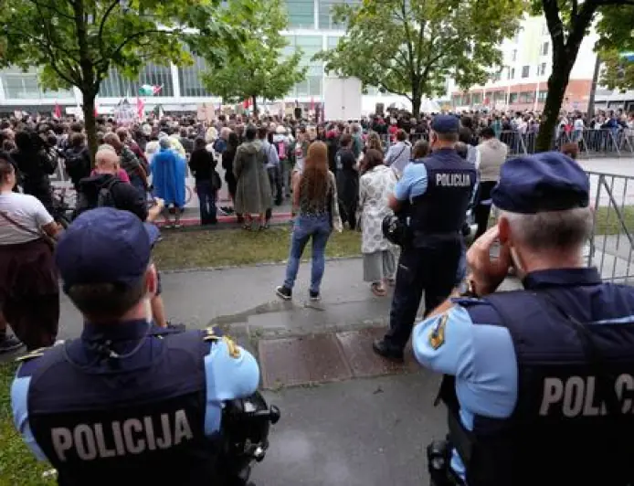 U LJUBLJANI OTVORENO IZRAELSKO VELEPOSLANSTVO, TISUĆE PROSVJEDOVALE