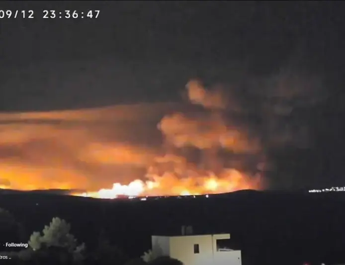 POGLEDAJTE KAKO SE POŽAR NA BRAČU KRETAO TIJEKOM NOĆI