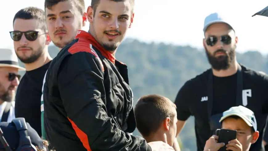 UHIĆEN SPLITSKI MAD MAX, KAZNENA PRIJAVA I INSTRUKTORICI VOŽNJE