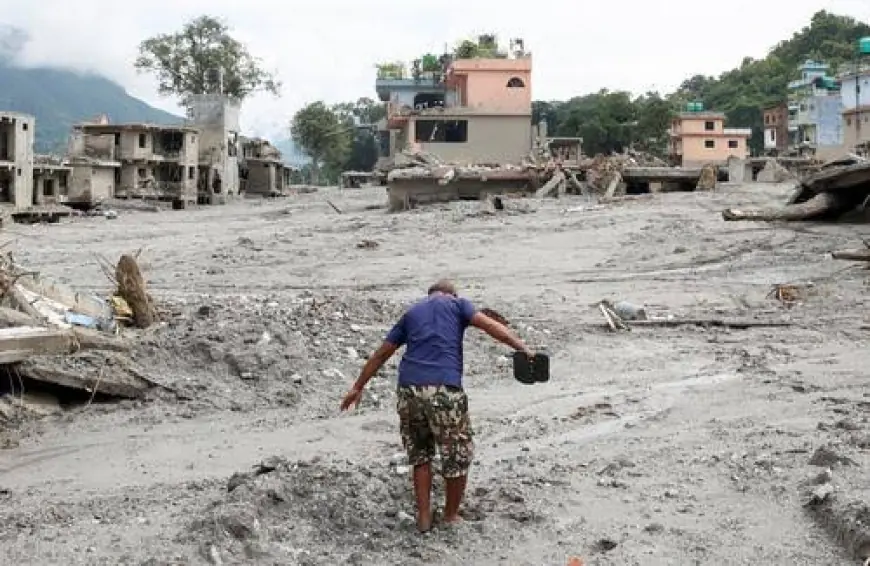 KATASTROFALNE POPLAVE I ODRONI POGODILI INDIJU I NEPAL: NAJMANJE 19 MRTVIH, DESETERO NESTALIH