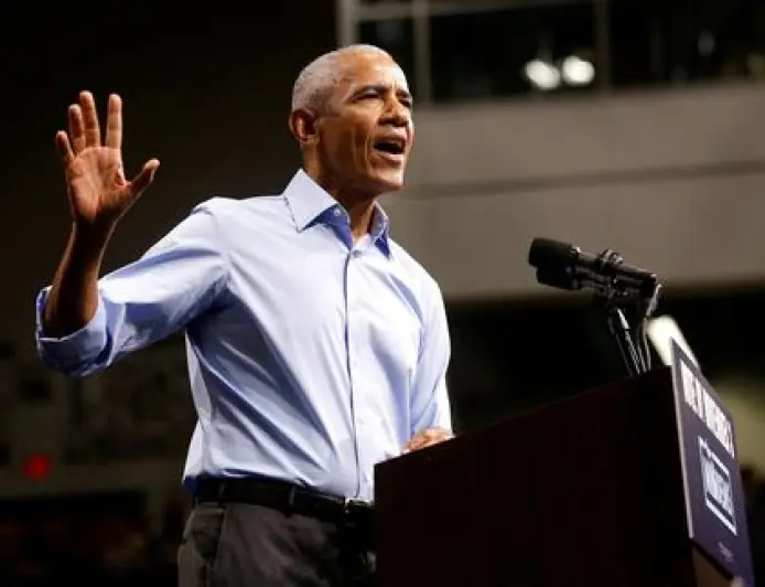 OBAMA BRUTALNO ISMIJAO TRUMPA: "BIJELA KUĆA IZGLEDA KAO DA JE SADAM HUSEIN OTVORIO CHEESECAKE FACTORY"